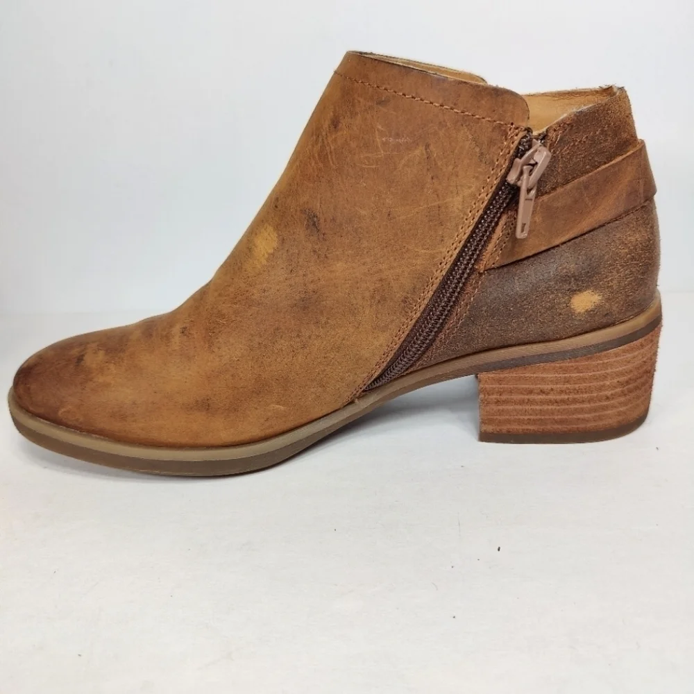 KORKS Sonya Womens Distressed Brown Leather Ankle Zipper Boots Booties Size 6.5M